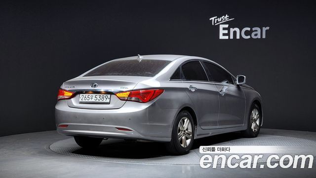 Hyundai Sonata 2013 — photo 2