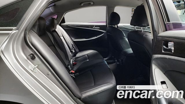 Hyundai Sonata 2013 — photo 12