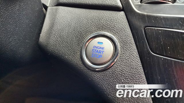 Hyundai Sonata 2013 — photo 13