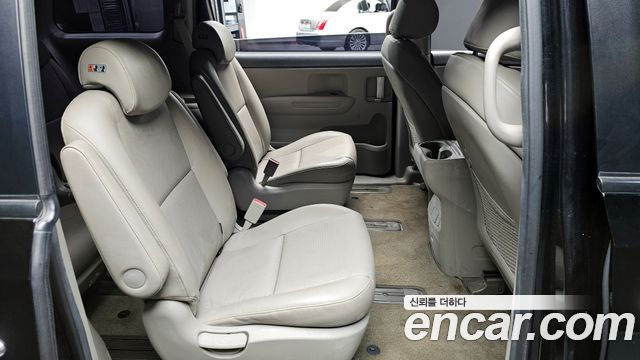 Kia Canival 2018 — photo 11