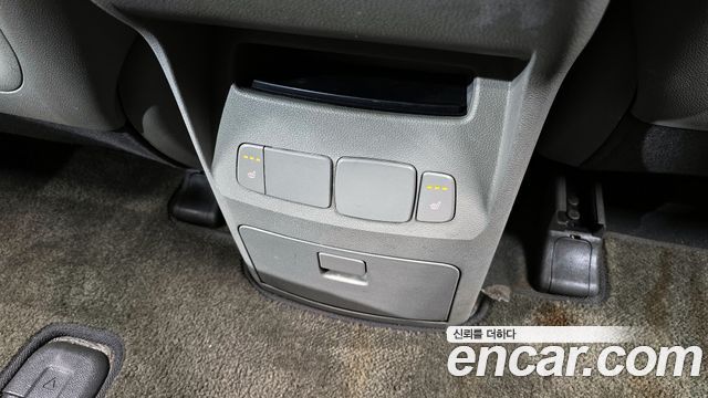 Kia Canival 2018 — photo 19