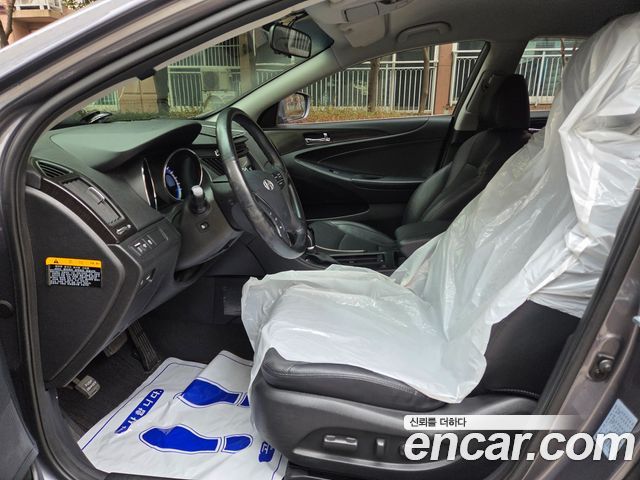 Hyundai Sonata 2013 — photo 9