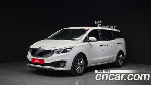 Kia Canival 2015 — photo 1