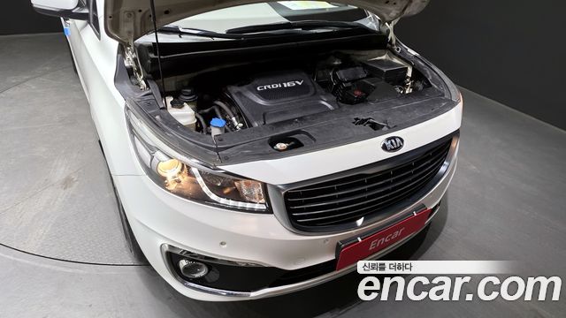 Kia Canival 2015 — photo 6