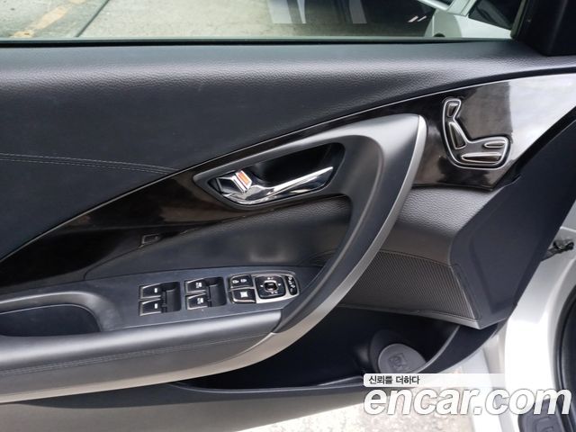 Hyundai Grandeur 2013 — photo 11
