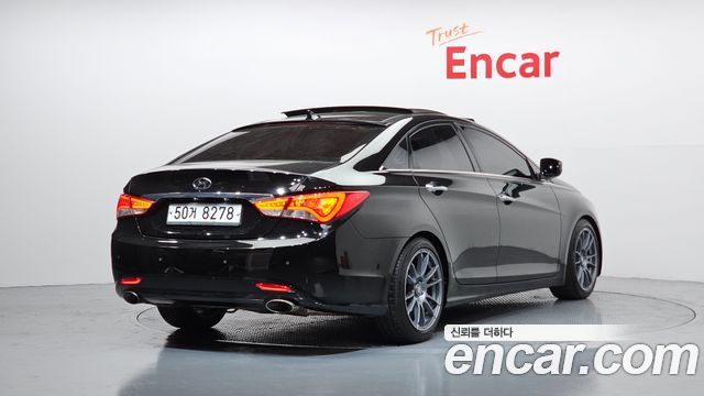 Hyundai Sonata 2013 — photo 2
