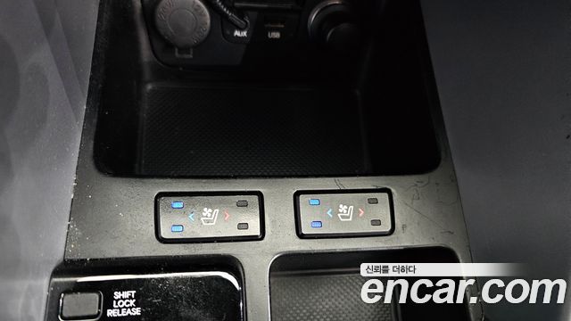 Hyundai Sonata 2013 — photo 12
