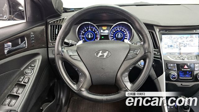 Hyundai Sonata 2013 — photo 13