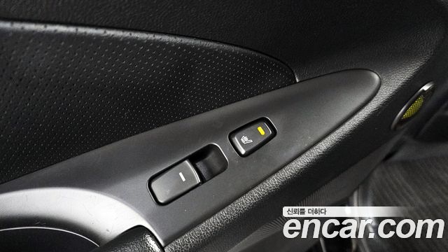 Hyundai Sonata 2013 — photo 18