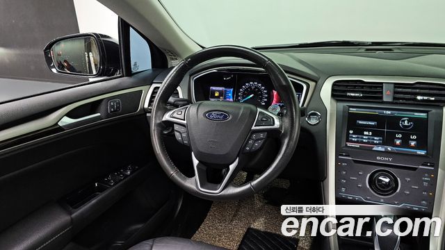 Ford Fusion 2013 — photo 13