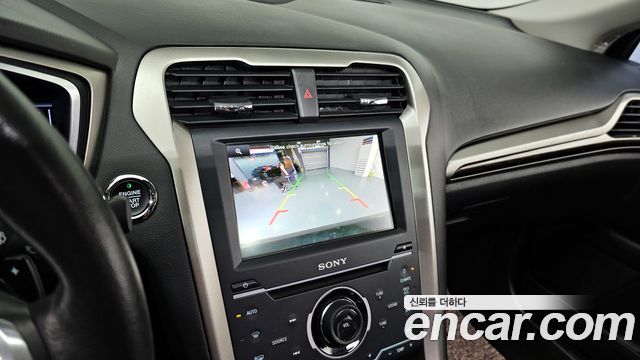 Ford Fusion 2013 — photo 16