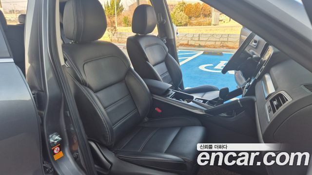 Renault Korea QM6 2023 — photo 11