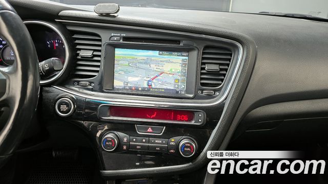 Kia K5 2014 — photo 18