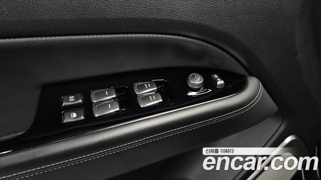 KG Mobility Rexton 2019 — photo 17