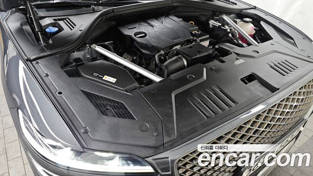 Genesis GV70 2022 — photo 6