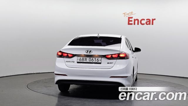 Hyundai AVANTE 2016 — photo 4