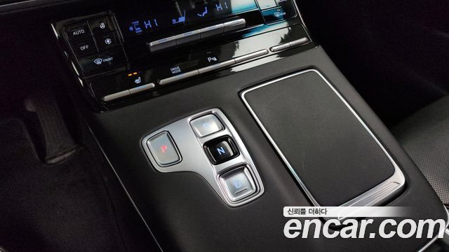 Hyundai Grandeur 2022 — photo 9