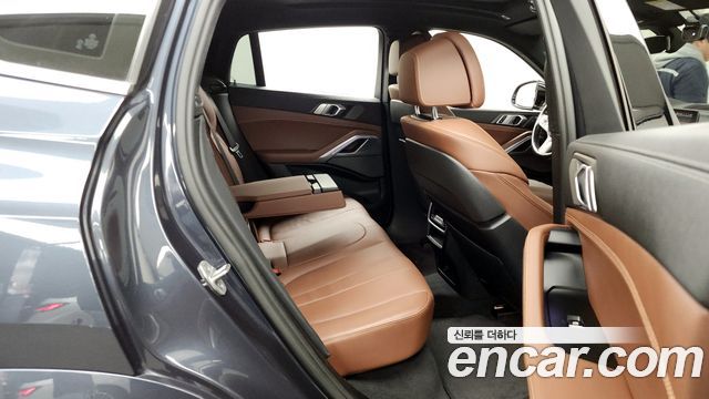 BMW X6 2021 — photo 12