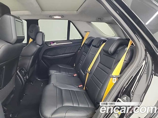 Mercedes-Benz M-class 2012 — photo 12