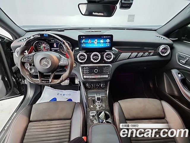 Mercedes-Benz GLA-Class 2018 — photo 1