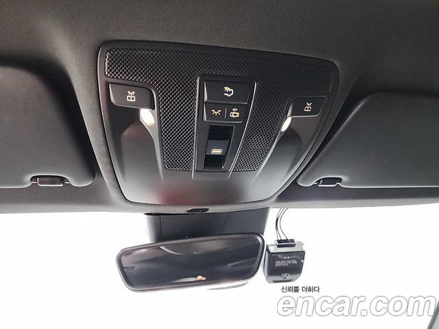 Mercedes-Benz GLA-Class 2018 — photo 17