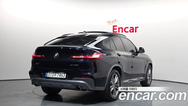 BMW X4 2021 — photo 2