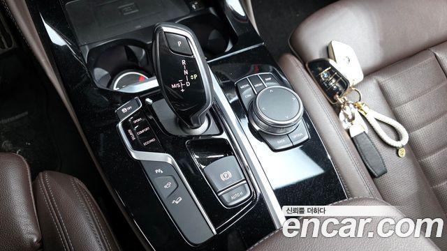 BMW X4 2021 — photo 9