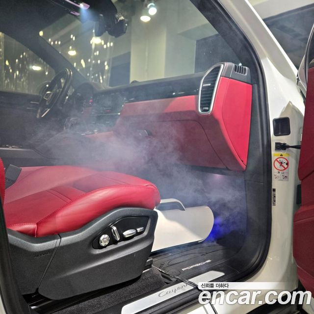 Porsche Cayenne 2020 — photo 4
