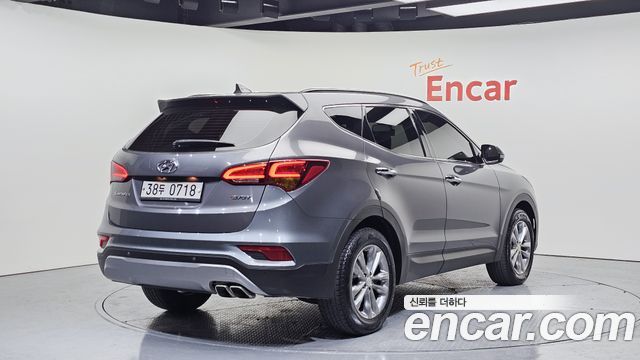 Hyundai Santafe 2016 — photo 2