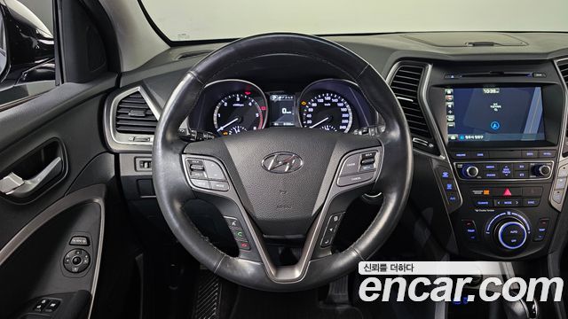 Hyundai Santafe 2016 — photo 16