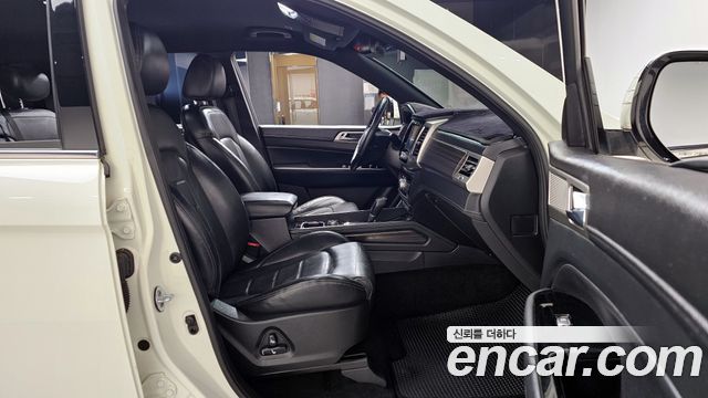 KG Mobility Rexton 2018 — photo 10
