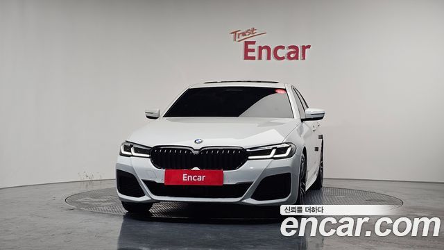 BMW 5-Series 2021 — photo 3