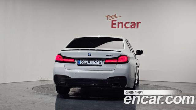 BMW 5-Series 2021 — photo 4
