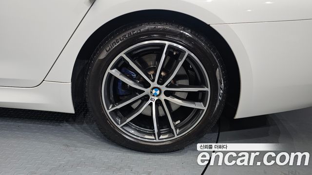 BMW 5-Series 2021 — photo 5