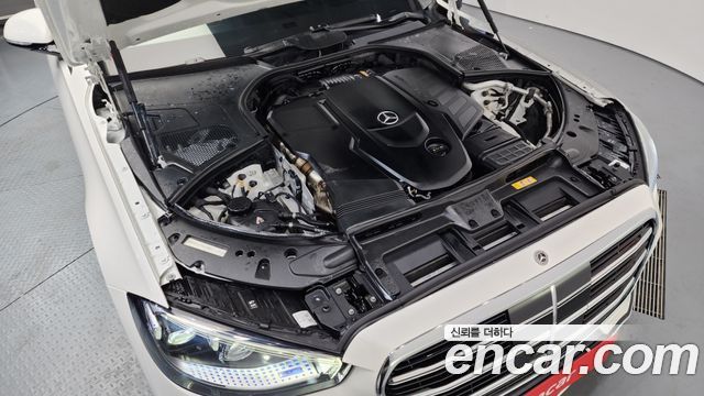 Mercedes-Benz S-Class 2022 — photo 6