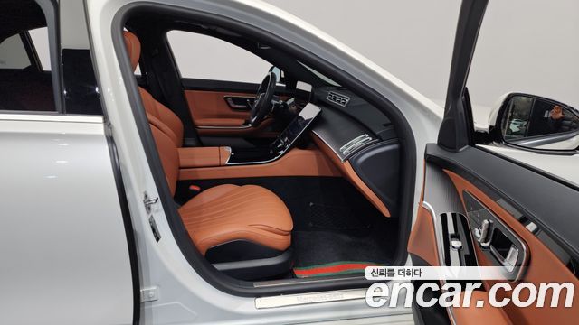 Mercedes-Benz S-Class 2022 — photo 11