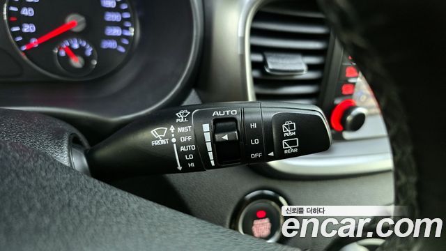 Kia Sorento 2015 — photo 9