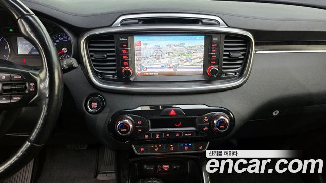 Kia Sorento 2015 — photo 16