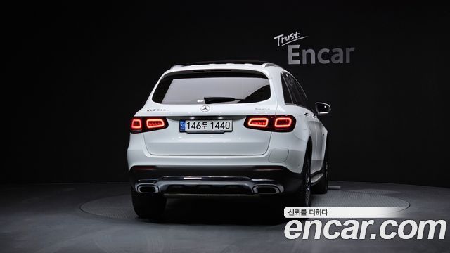 Mercedes-Benz GLC-Class 2021 — photo 4