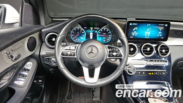 Mercedes-Benz GLC-Class 2021 — photo 13