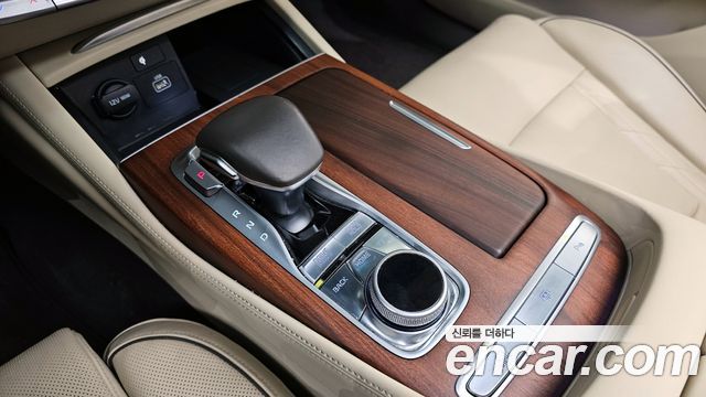 Kia K9 2019 — photo 9