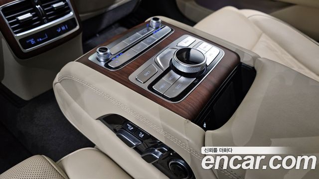 Kia K9 2019 — photo 17