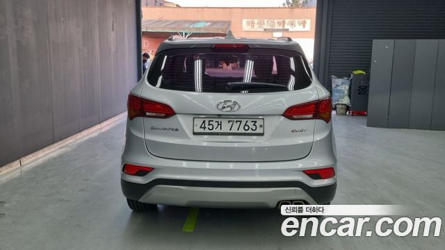 Hyundai Santafe 2016 — photo 4