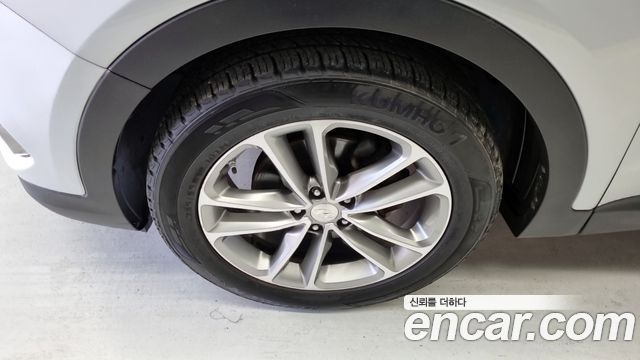 Hyundai Santafe 2016 — photo 5