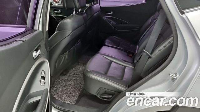 Hyundai Santafe 2016 — photo 11