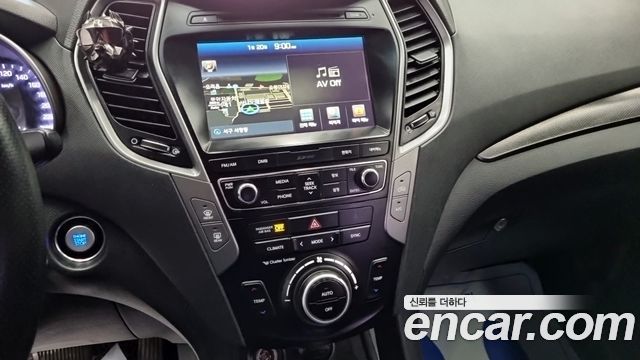 Hyundai Santafe 2016 — photo 13