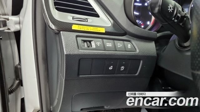 Hyundai Santafe 2016 — photo 16
