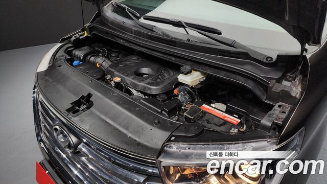 Hyundai Starex 2019 — photo 6