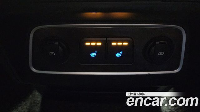 Hyundai Starex 2019 — photo 19
