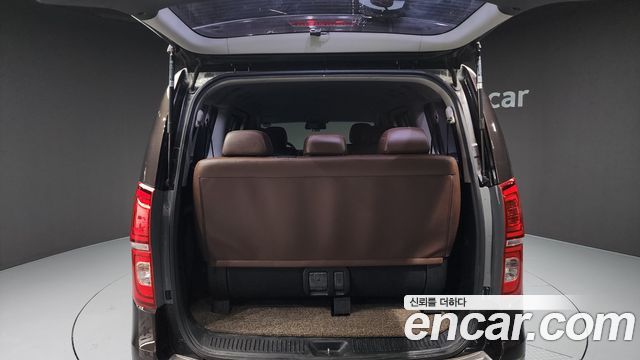 Hyundai Starex 2019 — photo 20